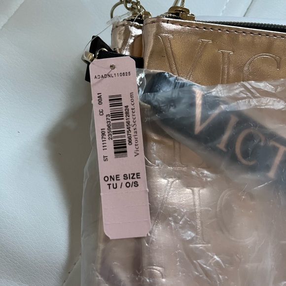 Victoria’s Secret Clutch and Makeup Pouches - Picture 4 of 5